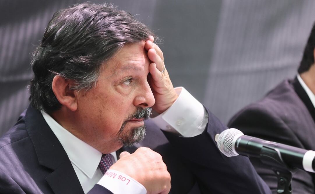 Napoleón Gómez Urrutia feels left out - Photo: Lucía Godinez/EL UNIVERSAL