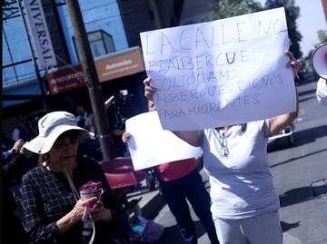 FOTOS: Cierran Bucareli por suspensiones a traslado migrante; exigen reubicación de campamento
