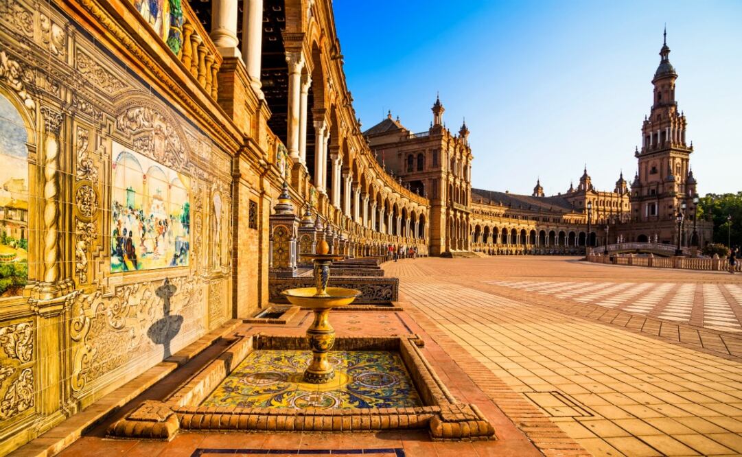 La Semana Santa y la Feria de Abril son las festividades que mejor expresan la esencia de la capital andaluza. (Foto: iStock) 