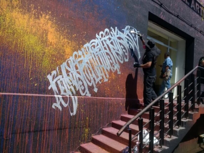 Central de Abastos conmemora el Día de la Mujer con mural