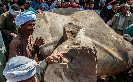 Hallazgo de estatuas faraónicas ilumina barrio egipcio