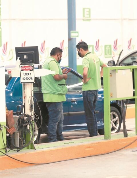 Alistan multas para autos no verificados