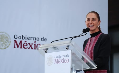 Sheinbaum llama a defender la soberanía de México; “nadie más decide por nosotros”, afirma