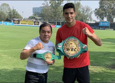 Raúl Jiménez regresó a Coapa