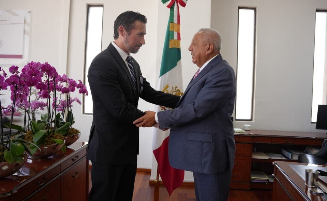 Francisco Garduño, titular del INM, sostuvo un encuentro con el subsecretario de Asuntos Internacionales del Departamento de Seguridad Nacional de Estados Unidos, Christopher C. Pratt. Foto: Especial