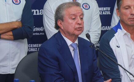 Refuerzos de Cruz Azul, molestos con Víctor Garcés