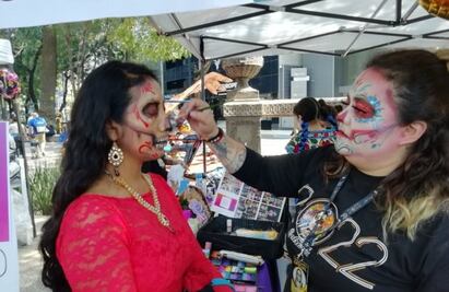 Catrinas se alistan para tomar las calles del Centro de la CDMX