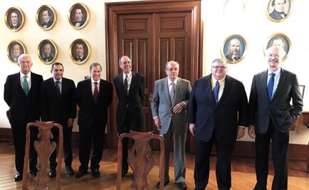 Meade se reúne con exsecretarios de Hacienda en Palacio Nacional