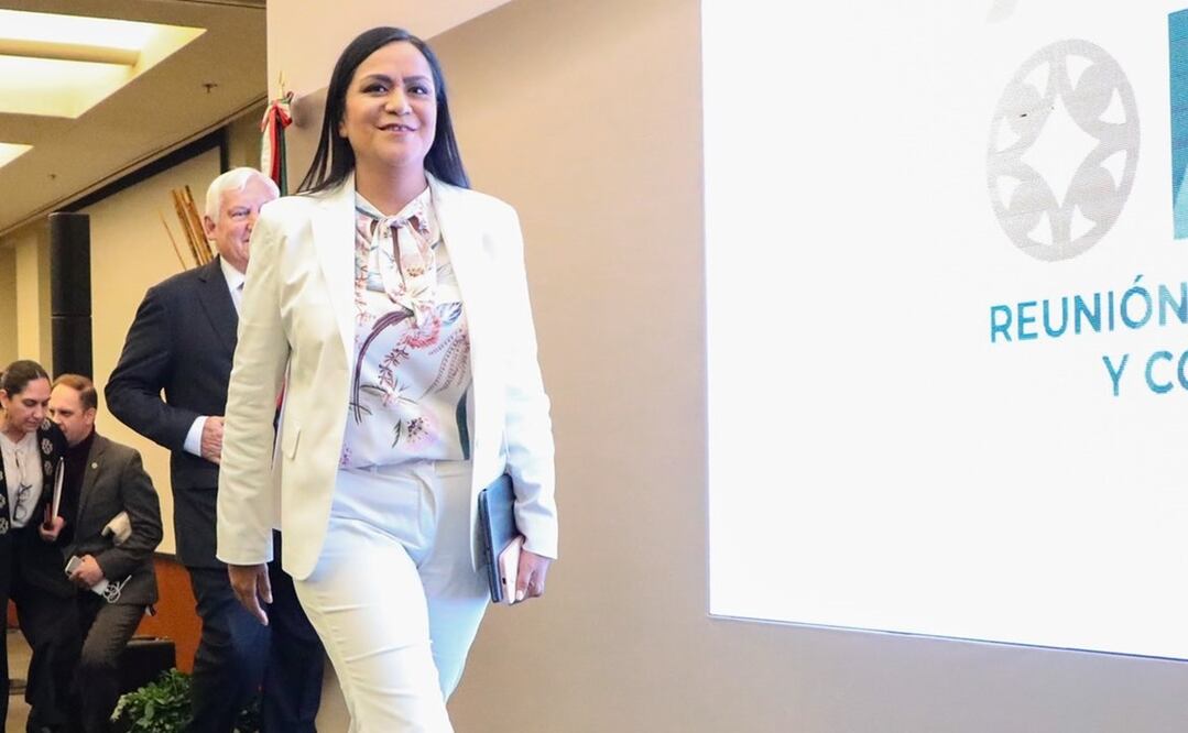 La secretaria Ariadna Montiel en el marco de la XXXIV Reunión de Embajadores y Cónsules 2023. FOTO: Twitter @A_MontielR