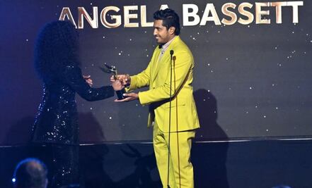 ¡Poder Prieto!, Tenoch Huerta se corona como Mejor Actor de reparto en una película en los NAACP Image Awards