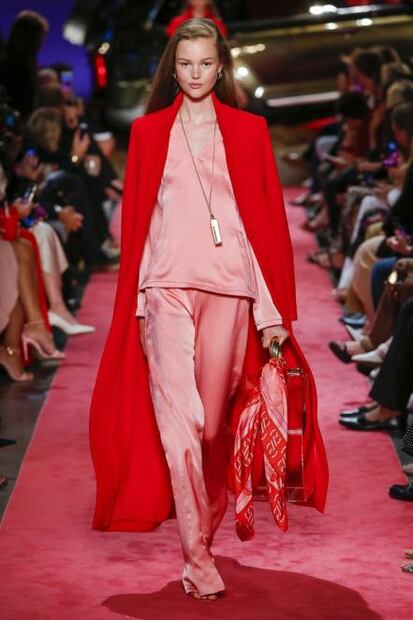 Guía para combinar el Living Coral, color de este año