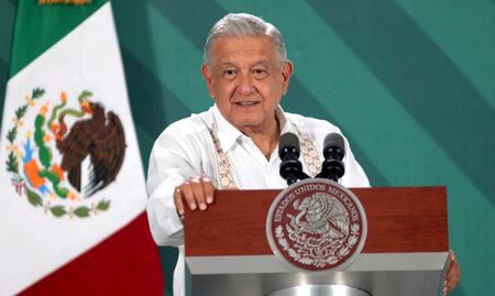 AMLO anuncia en Oaxaca sobrevuelo y visita a comunidades afectadas por “Agatha”