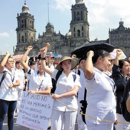 Austeridad de la 4T suma 11 crisis en sector Salud
