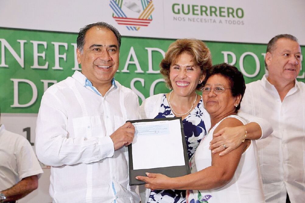 El gobernador Héctor Astudillo Flores refrendó su apoyo ante prestadores de servicios turísticos, sobre todo, dijo, cuando se presenten adversidades