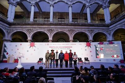 Dan la bienvenida a las fiestas navideñas