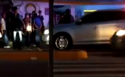 Policías entregan presuntamente 8 jóvenes a grupo armado en Sinaloa