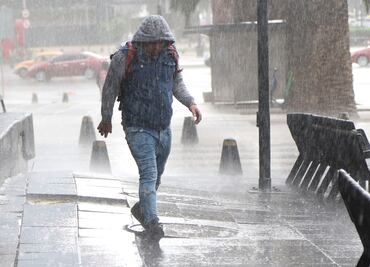 Activan alerta naranja por fuertes lluvias en la CDMX