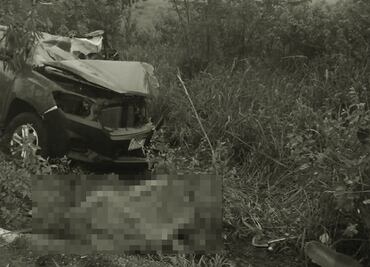 Accidente automovilístico deja dos personas muertas en carretera de Oaxaca