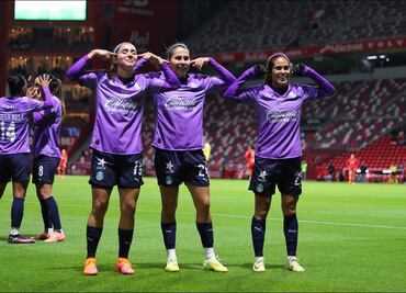 ¡Clásico Nacional en Semis! Con doblete de Licha Cervantes, Chivas despachó a Toluca en Cuartos