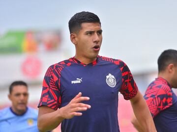 Chivas: ¿Quién es Raúl Martínez el otro jugador que fue separado junto a Alexis Vega y el ‘Chicote’ Calderón?