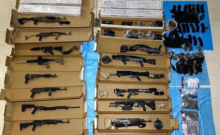 Aseguran en Caborca vehículos, armas de fuego y equipos tácticos en cateos