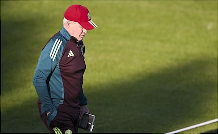 La posible alineación de Javier Aguirre para enfrentar a Canadá en la Nations League; ¿Raúl o Santiago?