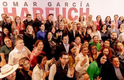 Funcionarios y alcaldes arropan a García Harfuch
