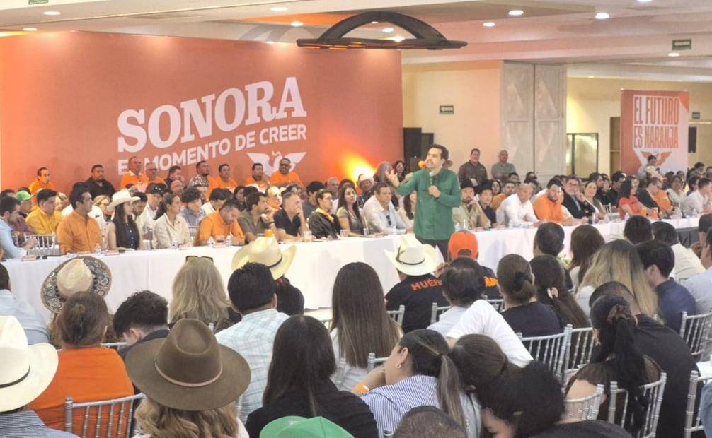 "Son idioteces, soy magdalenense, soy de todo México”: Colosio responde a cuestionamientos sobre su origen; evita hablar de candidatura.
Foto: Especial.