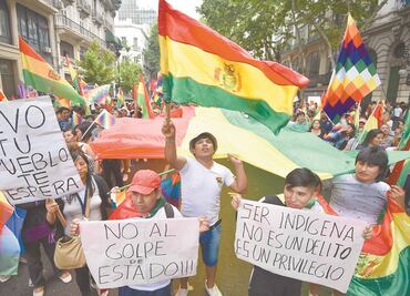 Jeanine Áñez amenaza con convocar elecciones por decreto