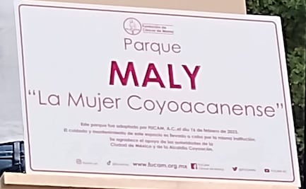 Develan placa en Coyoacán en conmemoración a mujeres con cáncer de mama