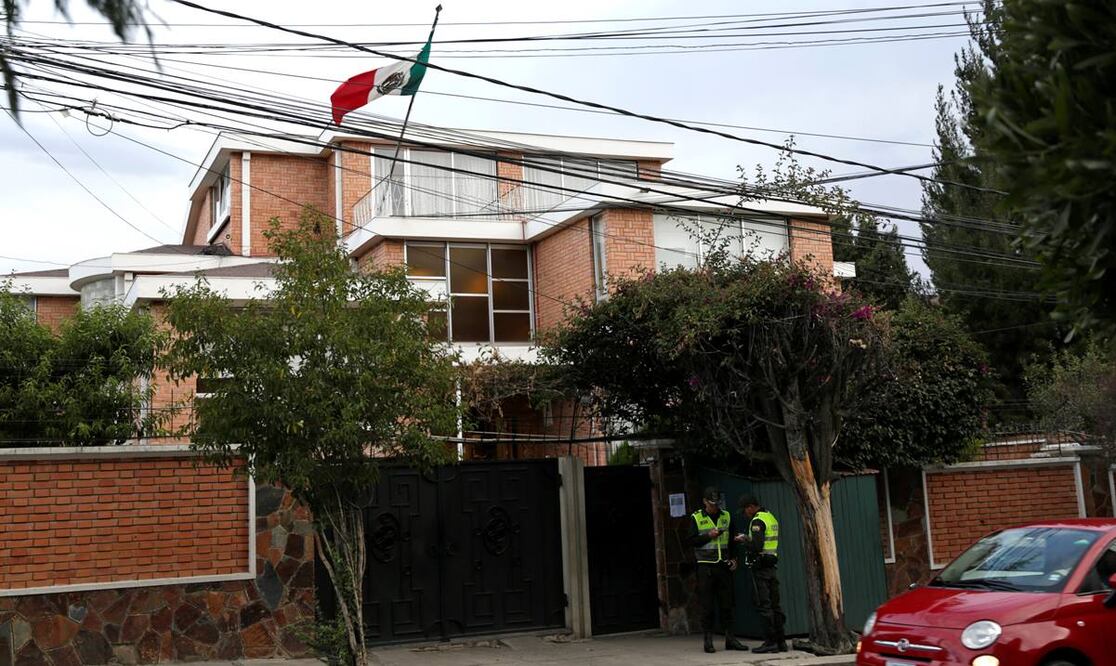 En la embajada de México en Bolivia están refugiados algunos exministros de Evo Morales (Foto: Reuters)