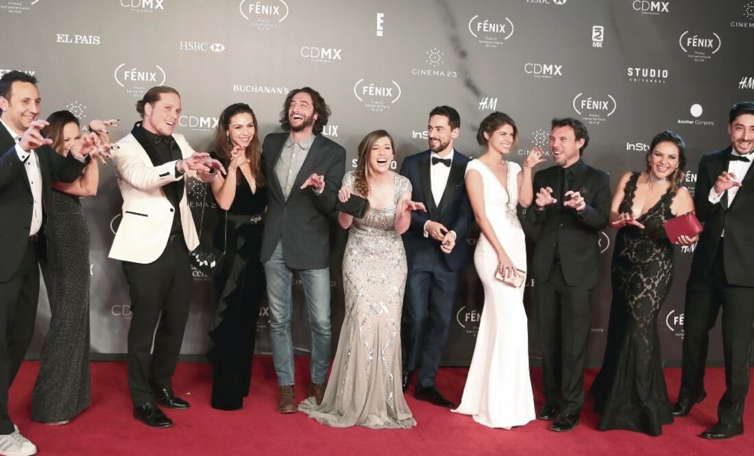 Los asistentes a los premios, en la alfombra roja, compartieron un mensaje de unidad (FOTOS: ALEJANDRO ACOSTA. EL UNIVERSAL)