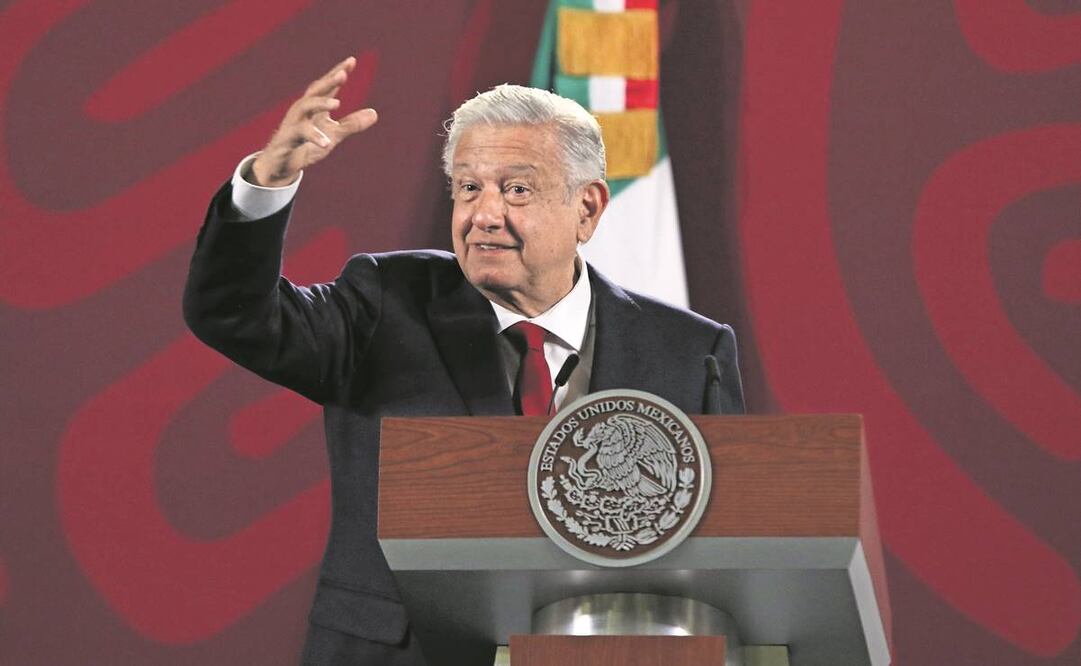 En la conferencia matutina, el presidente López Obrador destacó que mientras en otros países hay decrecimiento, México muestra indicios de recuperación económica; este fin de semana supervisará obras del Tren Maya. Carlos Mejía/EL UNIVERSAL