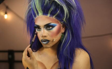 Tacones, teatro y libertad; el camino de "EMI" en Mentidrags