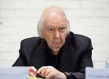 El catedrático Jorge Juanes recibirá hoy un homenaje