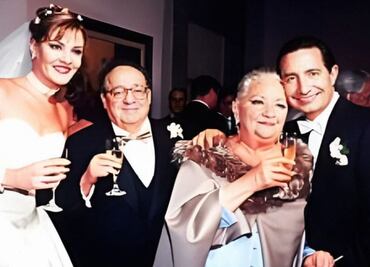 Florinda Meza y Graciela acompañaron a Chespirito a la boda de su hijo Roberto Gómez Fernández con Chantal Andere