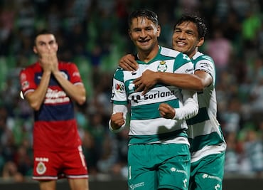 Santos derrota a Chivas en la Copa MX