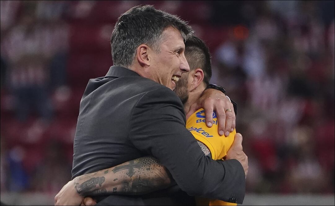 Robert Dante Siboldi con Gignac - Foto: Imago7