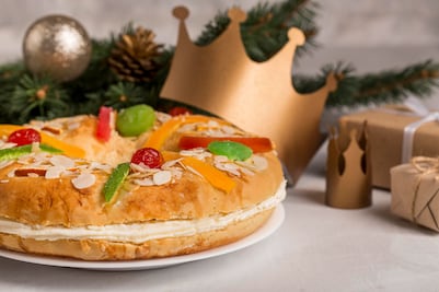 Hornea una Rosca de Reyes keto