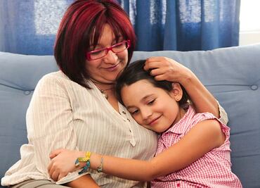 Proponen jornadas laborales de seis horas para madres y padres solteros