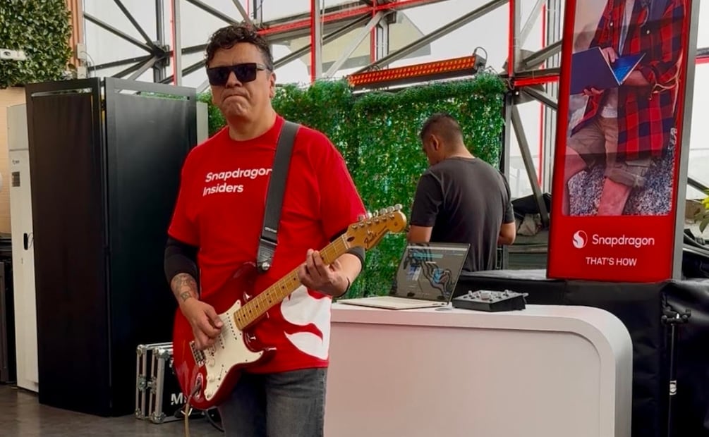 Un músico puso a prueba el rendimiento de Snapdragon en producción de audio. Foto: Especial