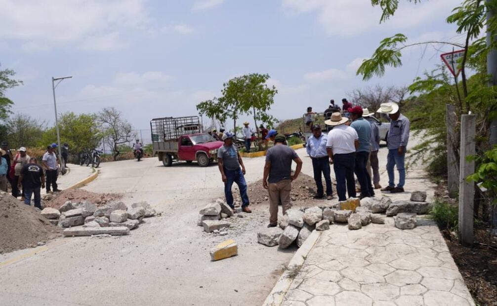 Indígenas tzotziles denuncian agresiones armadas de grupos criminales en comunidad de Chiapas; un comunero y una mujer pierden la vida.
Foto: Fredy Martín Pérez.