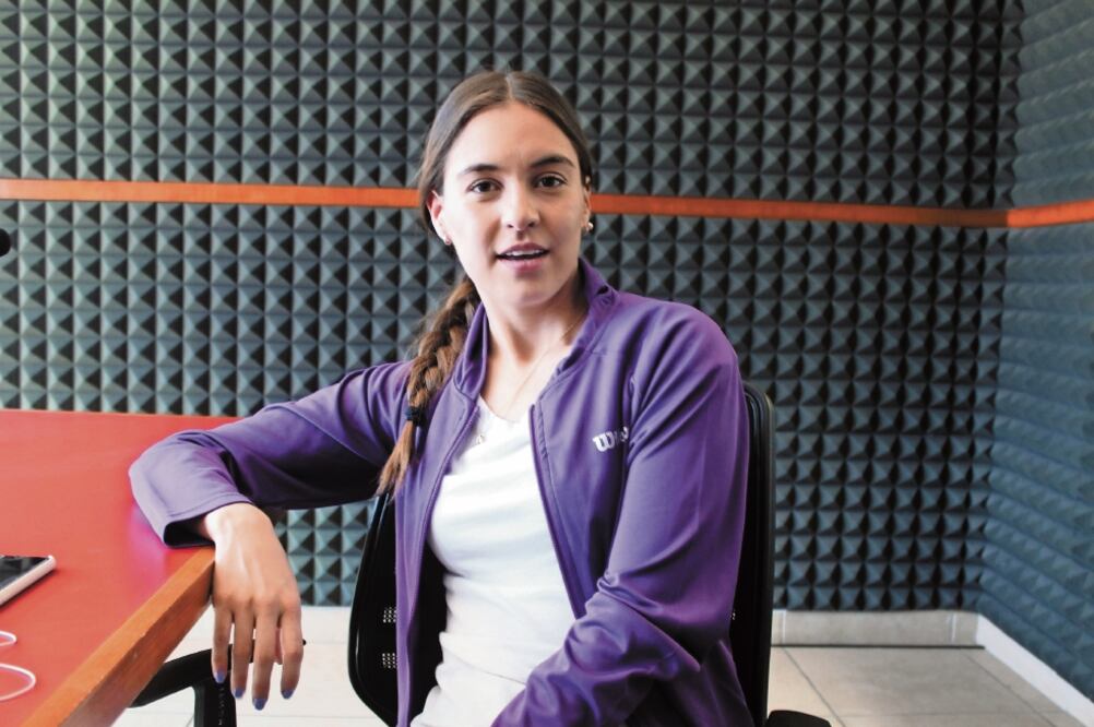 Ante el hostigamiento, Ana Cristina decidió cerrar sus cuentas de Facebook e Instagram, pero luego empezó el acoso con llamadas y mensajes a su celular. / CORTESÍA