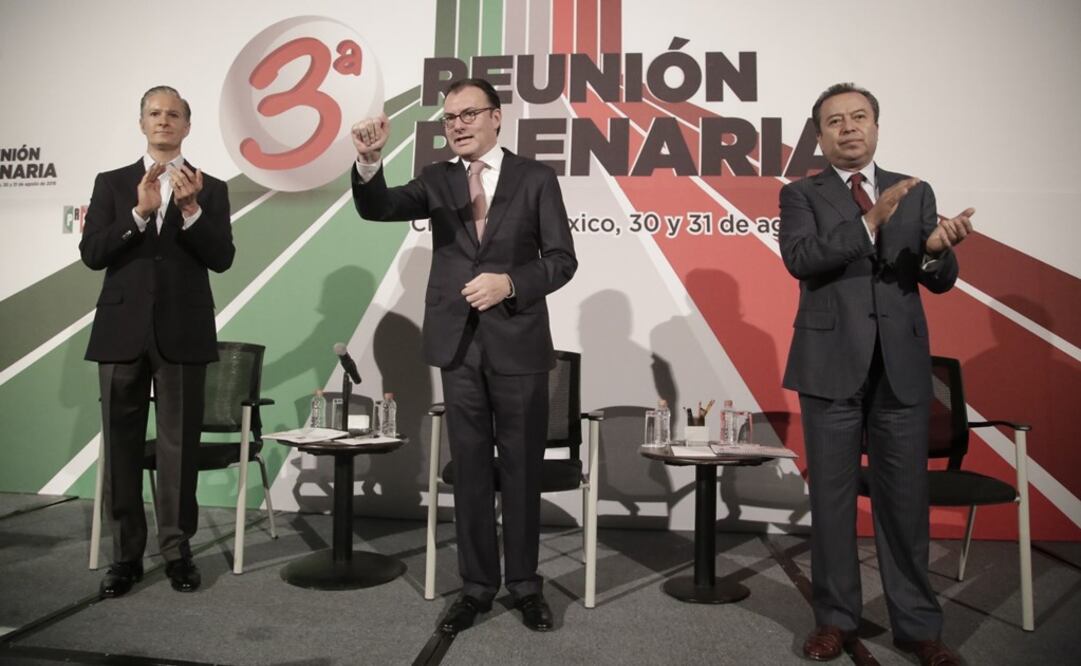 Reunión plenaria del PRI (Alejandra Leyva/EL UNIVERSAL)