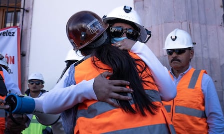 “¡No fue confusión, fue extorsión!"; mineros marchan en Zacatecas por compañeros asesinados en Sinaloa