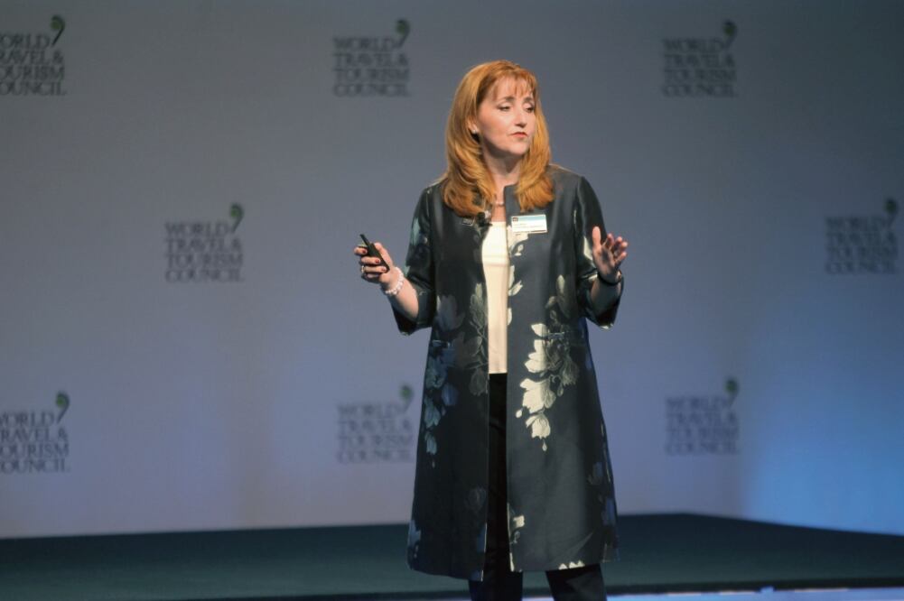 Gloria Guevara, directora ejecutiva del Consejo Mundial del Viaje y el Turismo (WTTC, por sus siglas en inglés), al participar en la cumbre. (JAVIER CAAMAÑO. EFE)