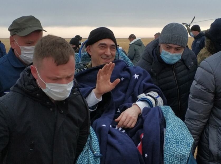 Astronautas regresan a la Tierra, tras estancia de seis meses en la Estación Espacial Internacional