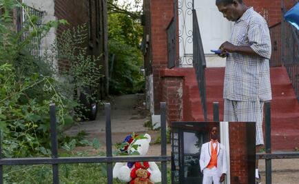 Hallan disparo en espalda de joven negro muerto en Missouri