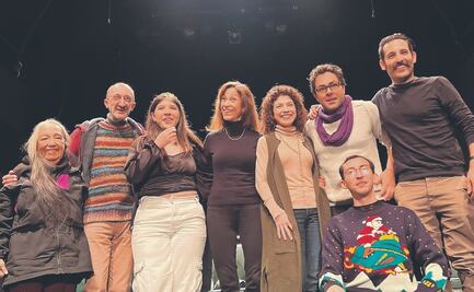 En el Teatro La Capilla dan toque picoso al recalentado navideño