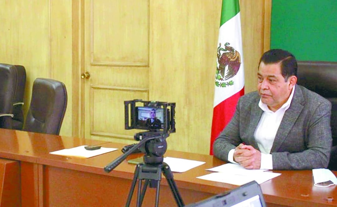 El edil Juan Hugo de la Rosa sostuvo una reunión virtual con autoridades de Reino Unido sobre el nuevo curso para los agentes. Foto: ESPECIAL